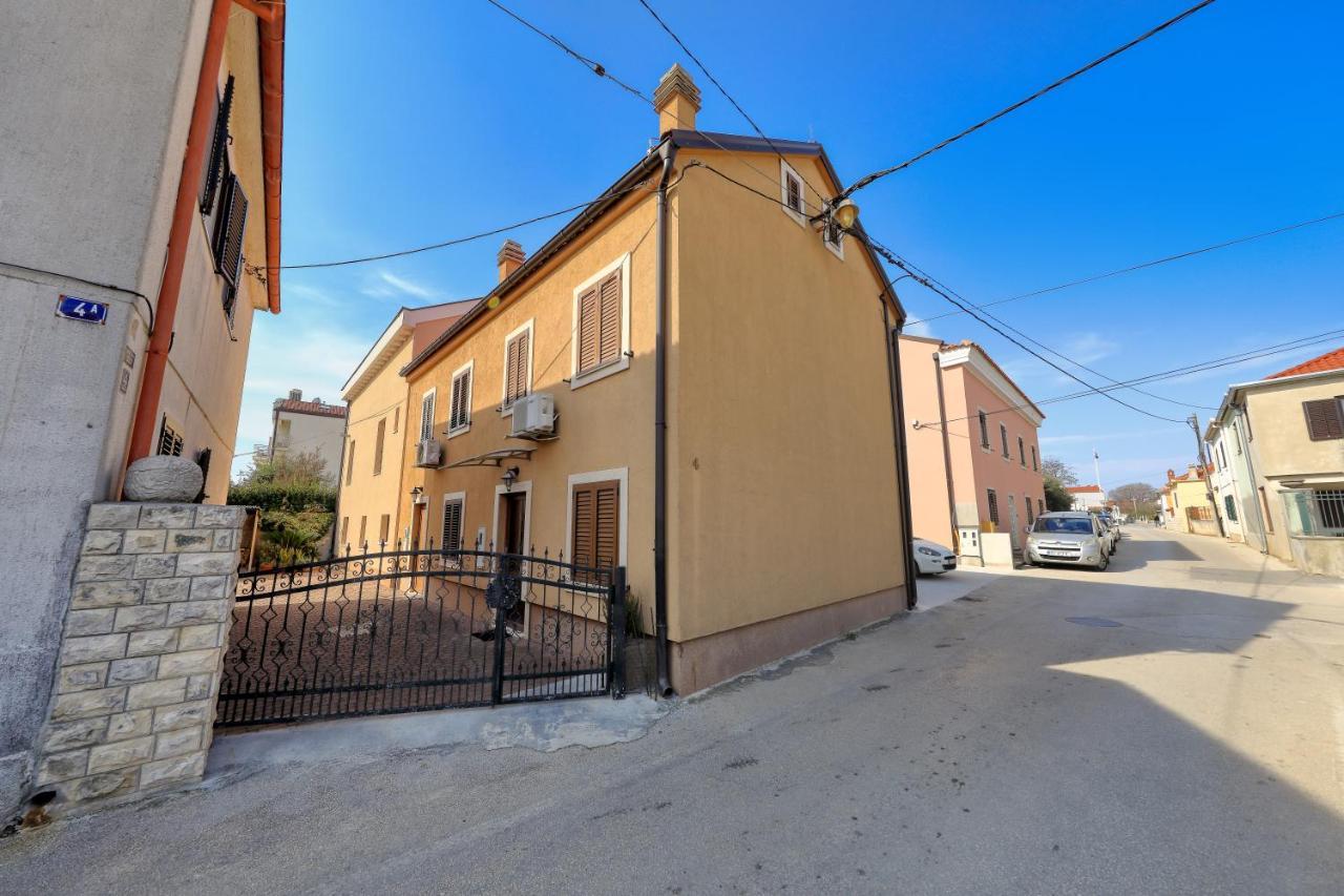 Apartment Simeone ザダル エクステリア 写真
