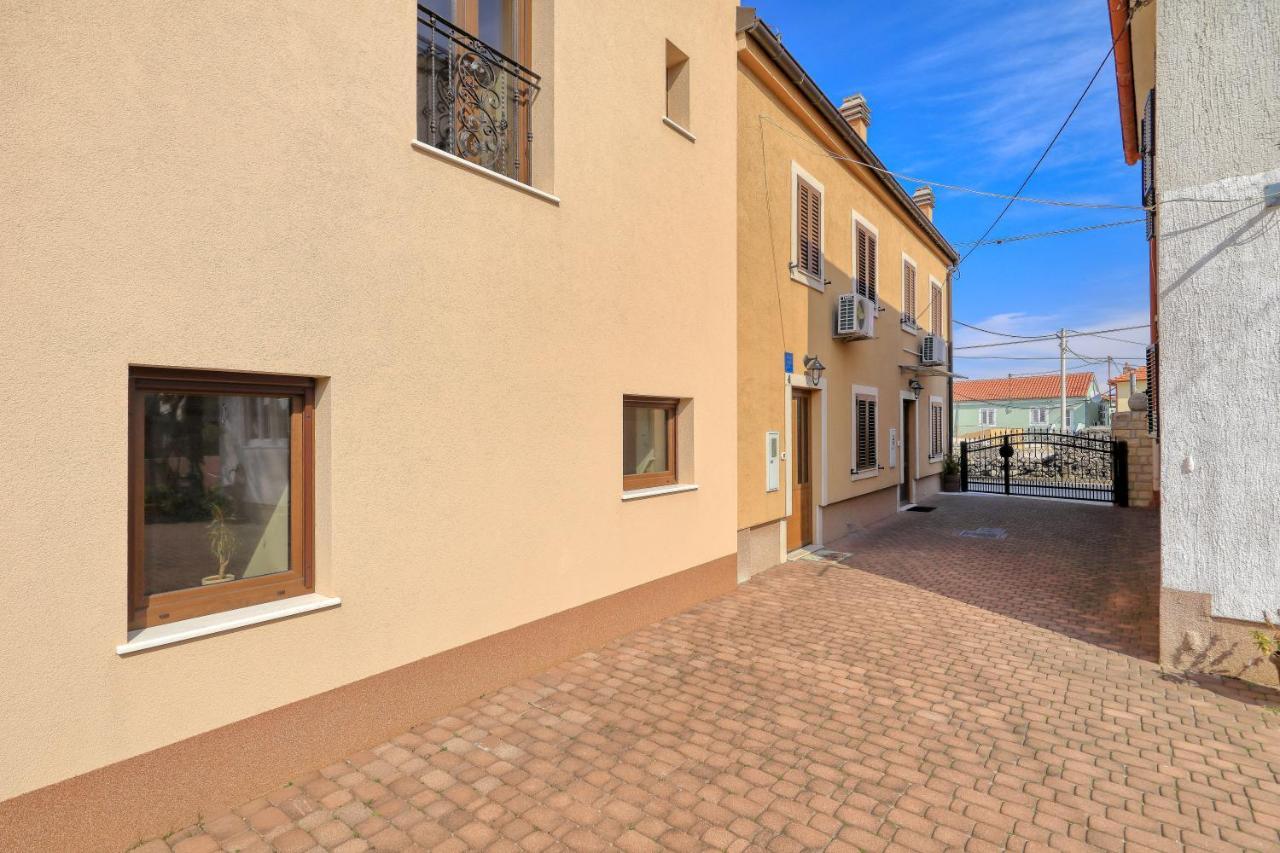 Apartment Simeone ザダル エクステリア 写真